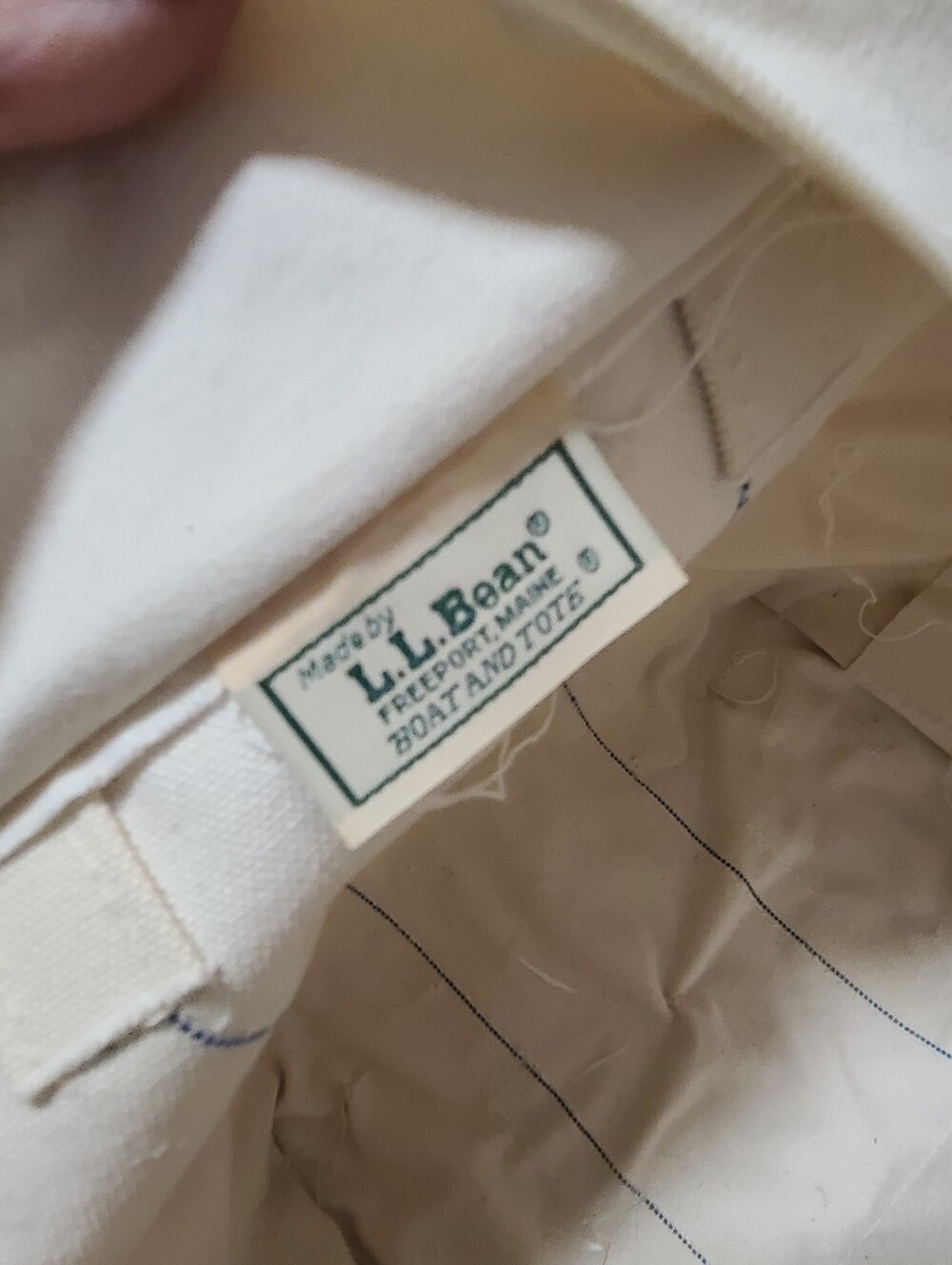 L.L. Bean Cream Canvas Boat Tote with Navy Stitching, Zip Close - Picture 2 of 9